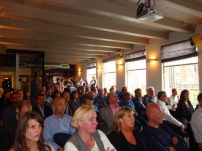 Discussie zondagopenstelling